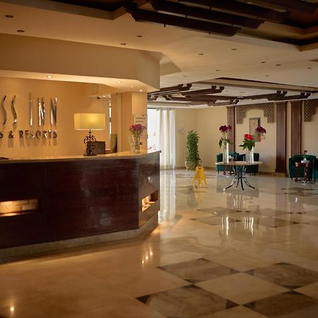 Swiss Inn Plaza Hotel 6th of October City Exteriör bild
